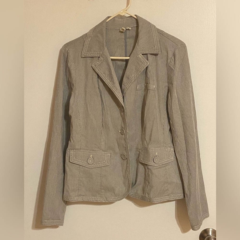 Women’s St. John’s Bay Stretch Blue Blazer With Light Pinstripe, Size Medium